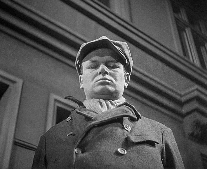Кадр из фильма М убийца / M - Eine Stadt sucht einen Mörder (1931)