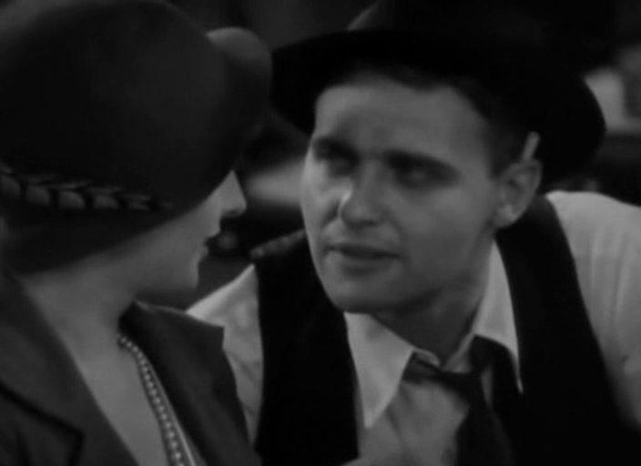 Кадр из фильма Недозволенное / Forbidden (1932)