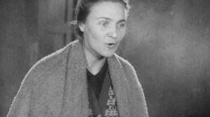 Кадры из фильма Одна (1931)