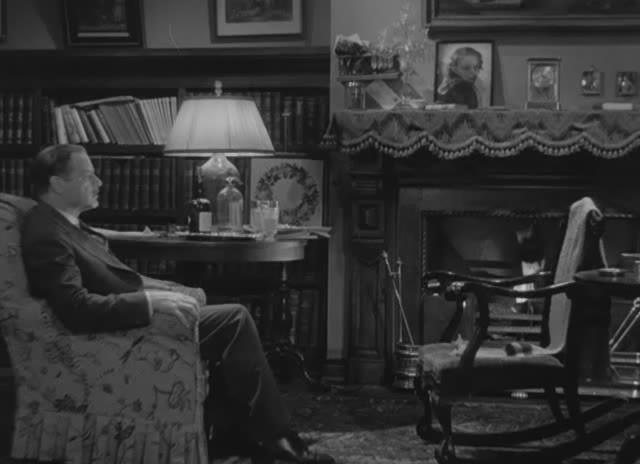 Кадр из фильма Человек - невидимка / The Invisible Man (1933)