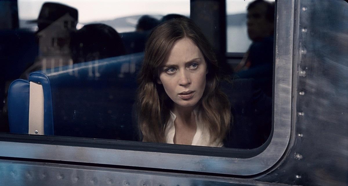 Кадр из фильма Девушка в поезде / The Girl on the Train (2016)