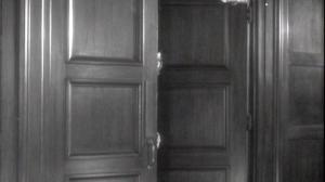 Кадры из фильма Несостоявшееся свидание / Break of Hearts (1935)