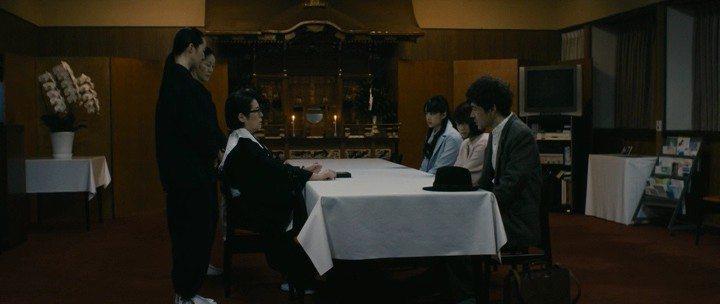 Кадр из фильма Проклятые. Противостояние / Sadako v Kayako (2016)