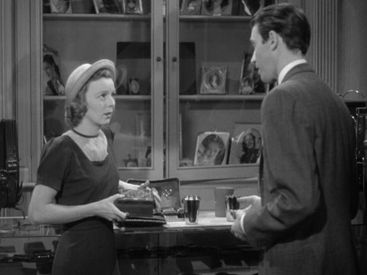 Кадр из фильма Магазинчик за углом / The Shop Around the Corner (1940)
