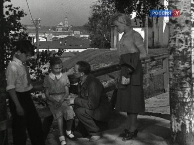 Кадр из фильма Весенний поток (1940)