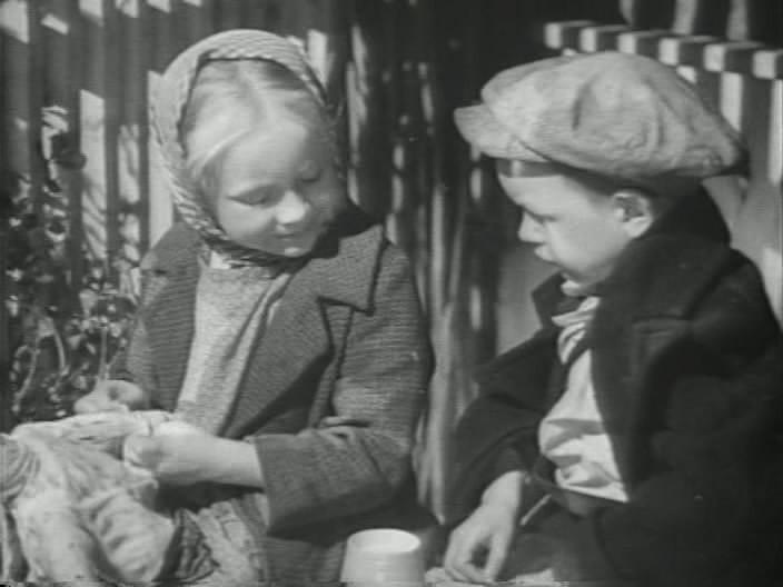 Кадр из фильма Бабы (1940)