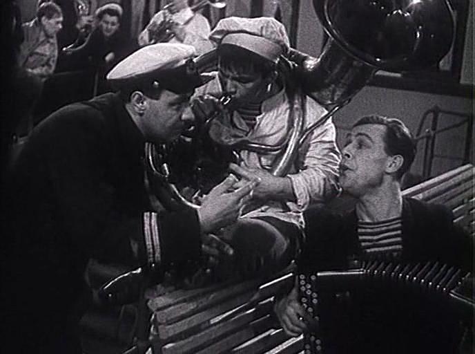 Кадр из фильма Дочь моряка (1941)