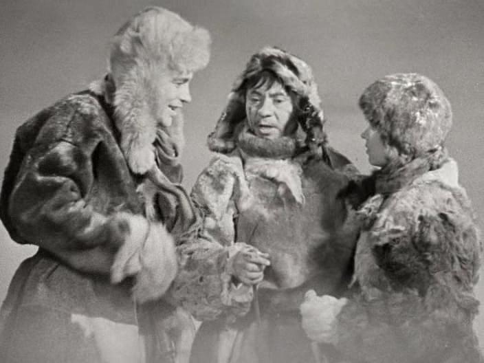 Кадр из фильма Романтики (1941)