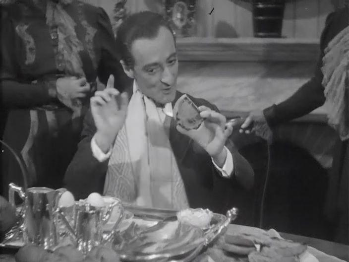 Кадр из фильма Веселое привидение / L'allegro fantasma (1941)