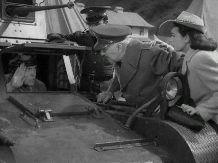 Кадр из фильма Попавший под призыв / Caught in the Draft (1941)