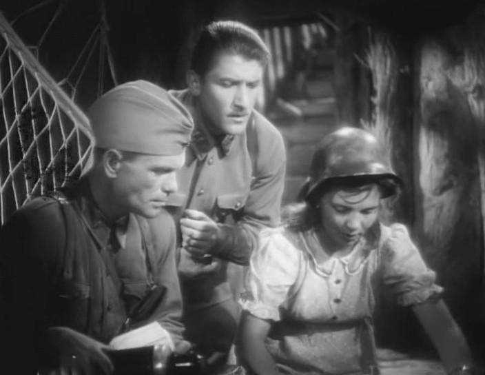 Кадр из фильма Антоша Рыбкин (1942)
