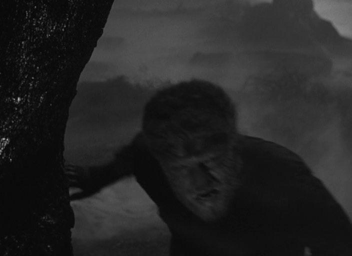 Кадр из фильма Человек-волк / The Wolf Man (1941)
