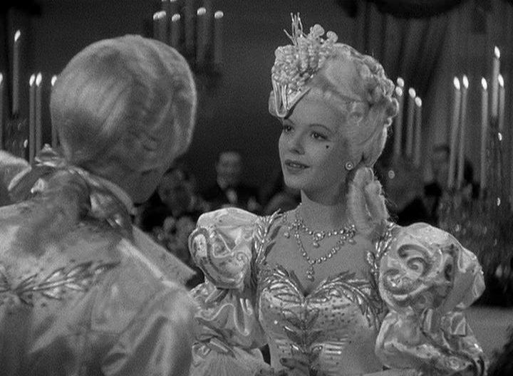 Кадр из фильма Праздничная гостиница / Holiday Inn (1942)