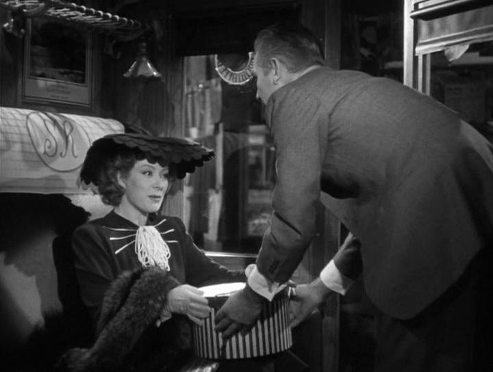Кадр из фильма Миссис Минивер / Mrs. Miniver (1942)