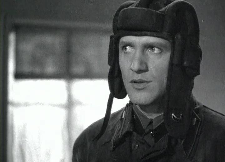 Кадр из фильма Парень из нашего города (1942)