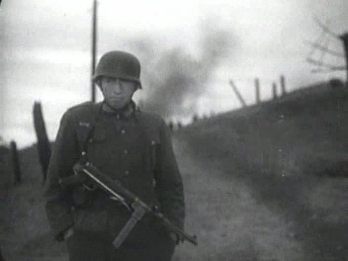 Кадр из фильма Славный малый (1943)