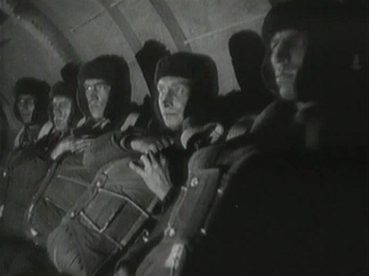 Кадр из фильма Март-апрель (1943)