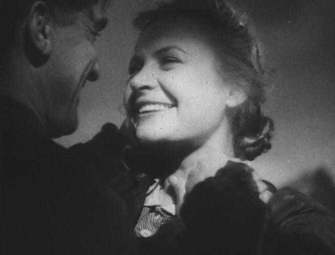 Кадр из фильма Во имя Родины (1943)