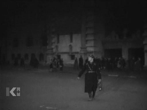 Кадр из фильма Небо Москвы (1944)