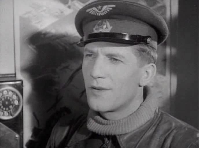 Кадр из фильма Небесный тихоход (1945)