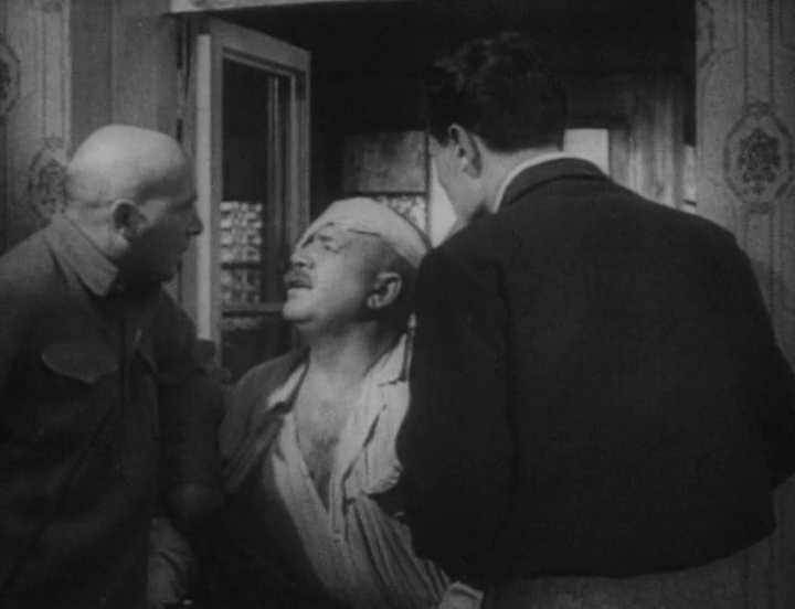 Кадр из фильма Шахтеры (1937)
