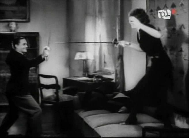 Кадр из фильма Недотёпа / Niedorajda (1937)