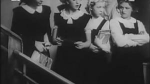 Кадры из фильма Девушки из Новолипок / Dziewczęta z Nowolipek (1937)