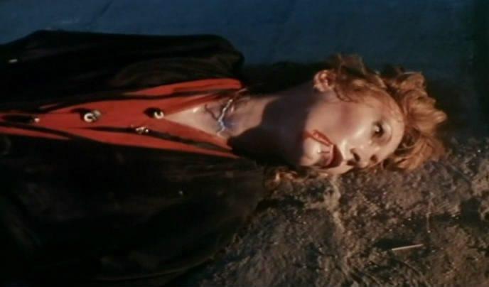 Кадр из фильма Дочь мрака / Daughter of Darkness (1990)