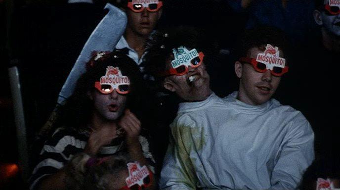 Кадр из фильма Попкорн / Popcorn (1990)