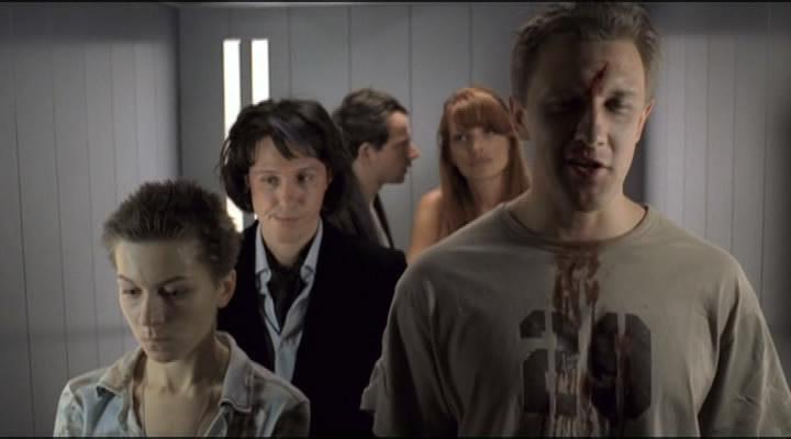 Кадр из фильма Лифт (2006)