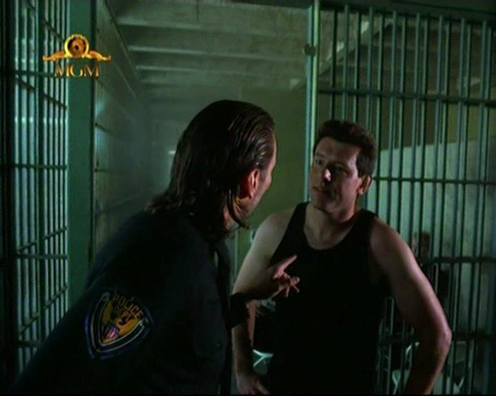 Кадр из фильма Ярость в клетке / Caged Fury (1990)