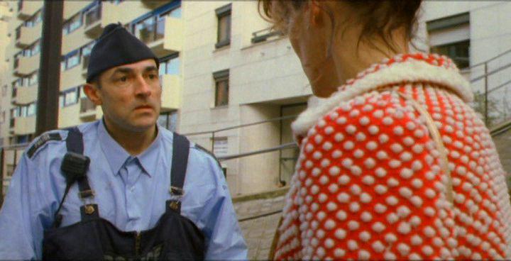 Кадр из фильма Взаперти / Enfermes dehors (2006)