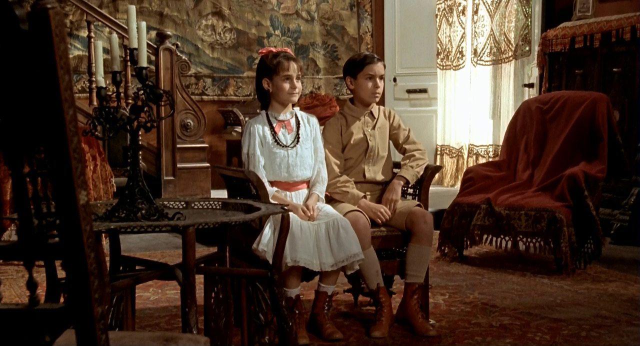 Кадр из фильма Замок моей матери / Le Château de ma mère (1990)