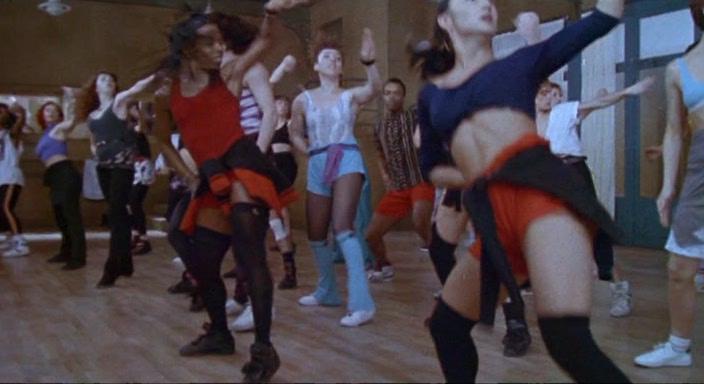 Кадр из фильма Танцевальная машина / Dancing Machine (1990)