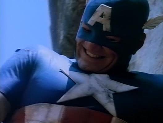 Кадр из фильма Капитан Америка / Captain America (1990)