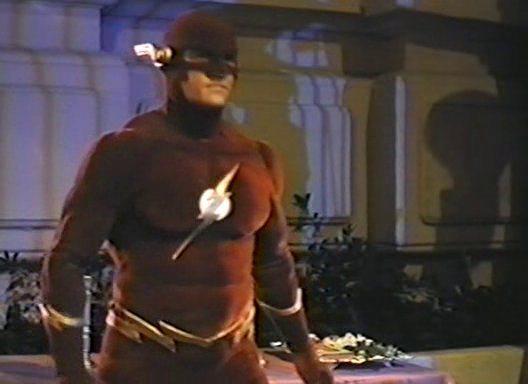 Кадр из фильма Человек-молния 2: Месть надувателя / The Flash 2: Revenge of The Trickster (1991)