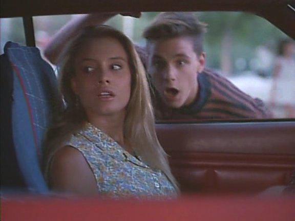 Кадр из фильма Поспешное бегство / Fast Getaway (1991)