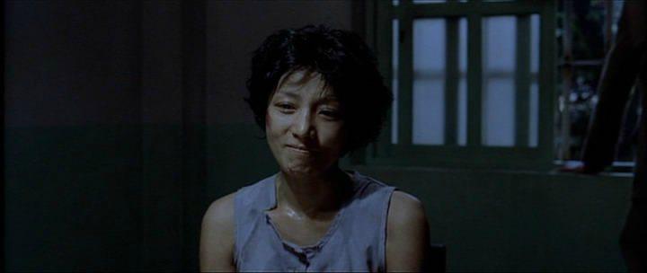 Кадр из фильма Синяя ласточка / Cheongyeon (2005)