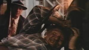 Кадры из фильма Бросив смертельный взгляд / Cast a Deadly Spell (1991)
