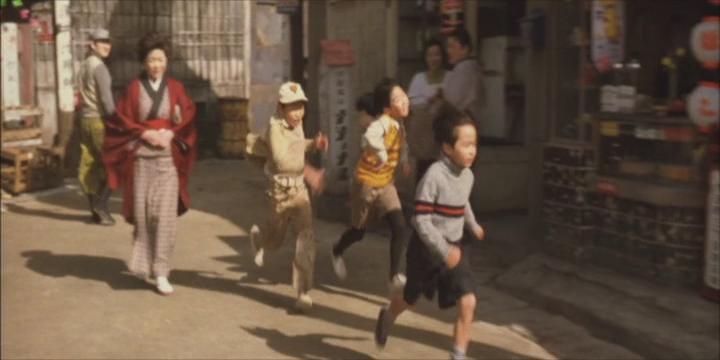 Кадр из фильма Всегда: Закат на Третьей Авеню / Always san-chome no yuhi (2005)