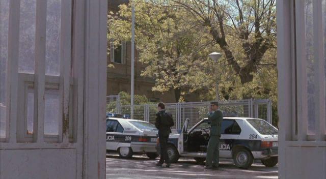 Кадр из фильма Высокие каблуки / Tacones lejanos (1991)