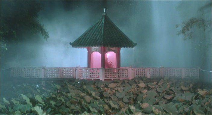 Кадр из фильма Секс и дзен: Ковер для телесных молитв / Yuk po tuen: Tau ching bo gam (1991)