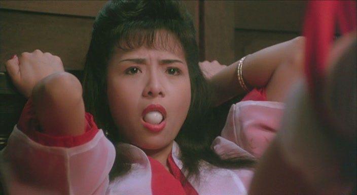 Кадр из фильма Секс и дзен: Ковер для телесных молитв / Yuk po tuen: Tau ching bo gam (1991)