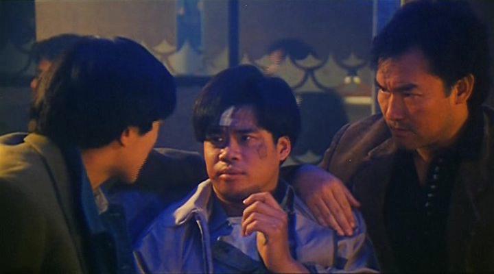 Кадр из фильма На вылет / Wei xian qing ren (1992)