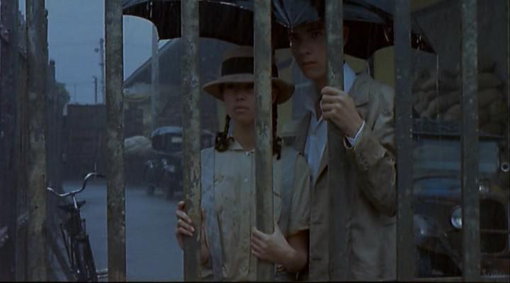 Кадр из фильма Любовник / L'amant (1992)