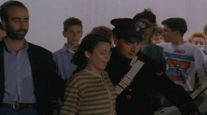 Кадр из фильма Похититель детей / Il ladro di bambini (1992)