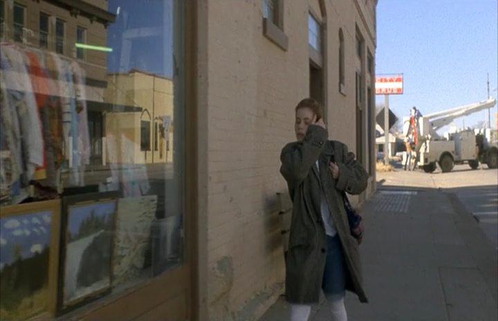 Кадр из фильма Бензин, еда, жилье / Gas Food Lodging (1992)