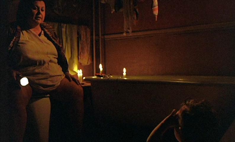 Кадр из фильма Леоло / Léolo (1992)