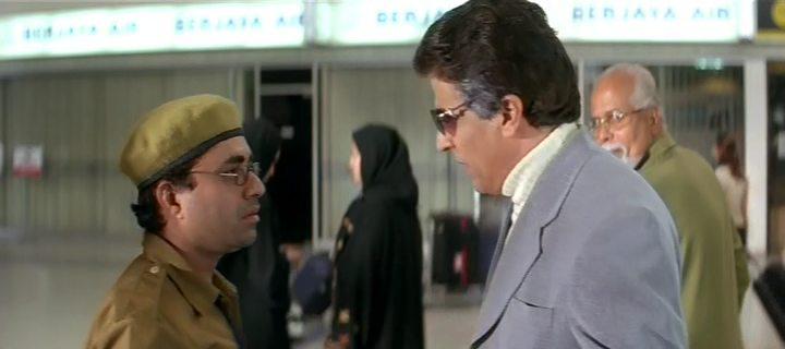Кадр из фильма Встреча в аэропорту / Kuchh Meetha Ho Jaye (2005)