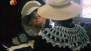 Кадры из фильма Эта женщина в окне... (1993)